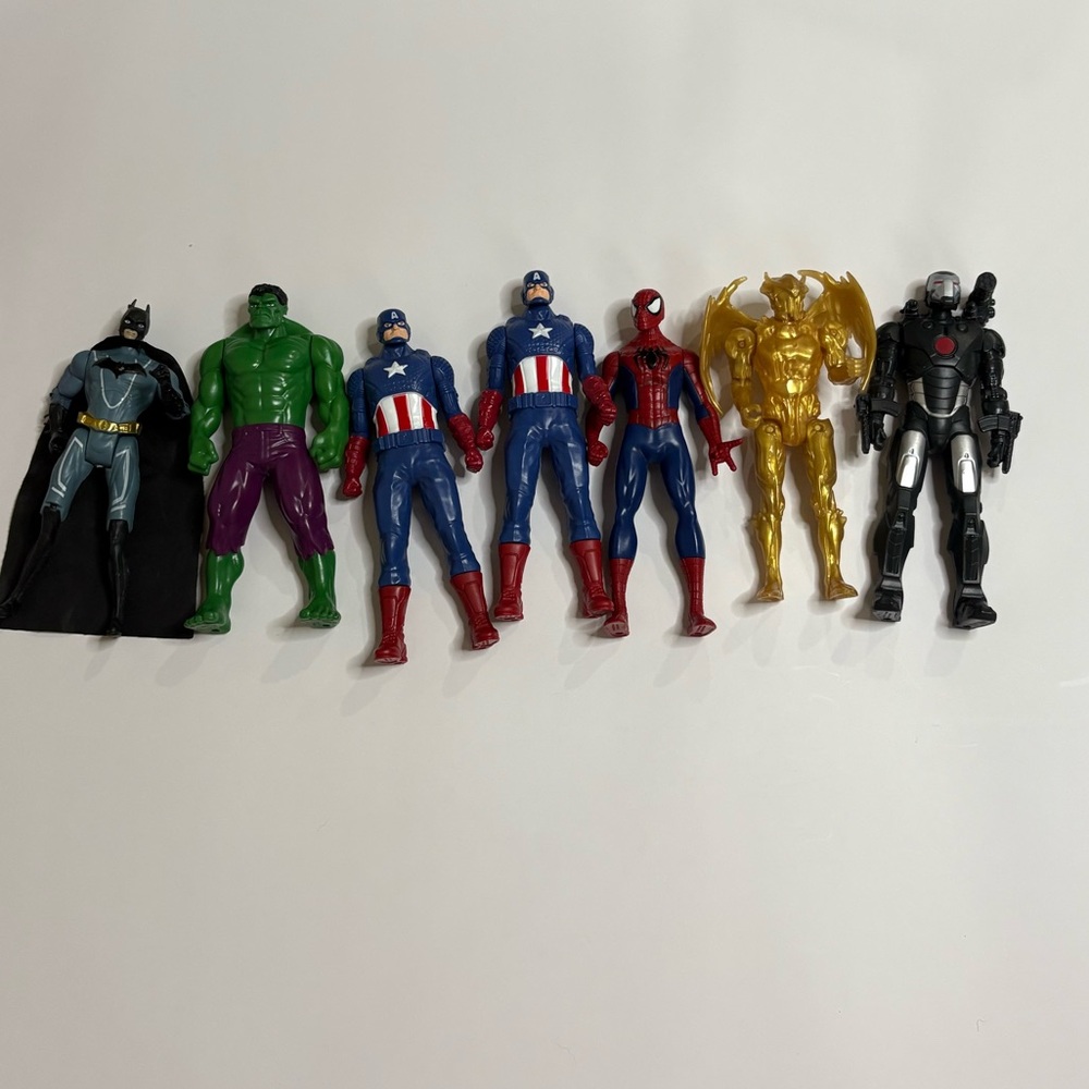 Superhero Action Figure Set - Multicolor